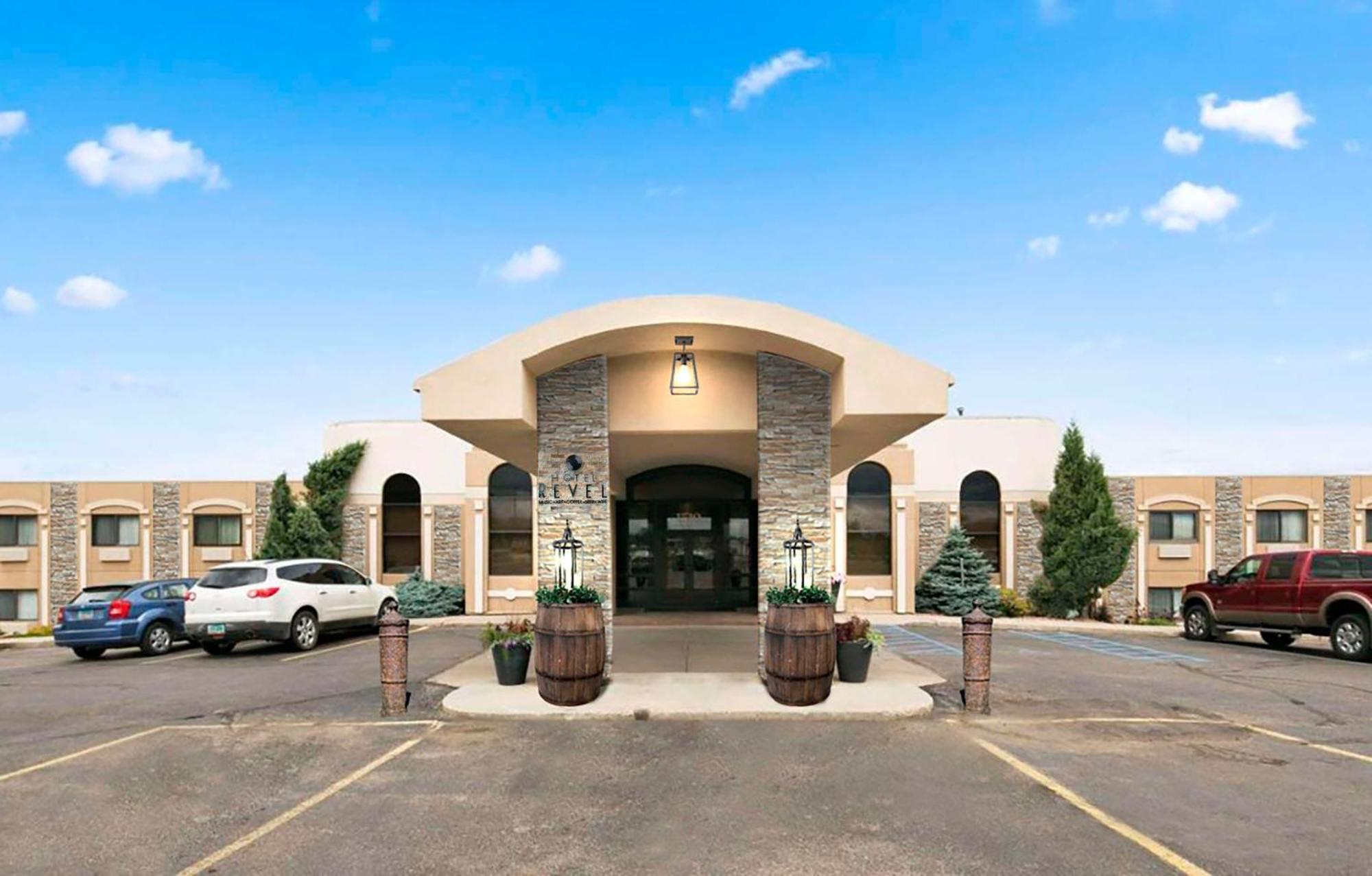 Revel Hotel Minot - Surestay Collection By Best Western 외부 사진