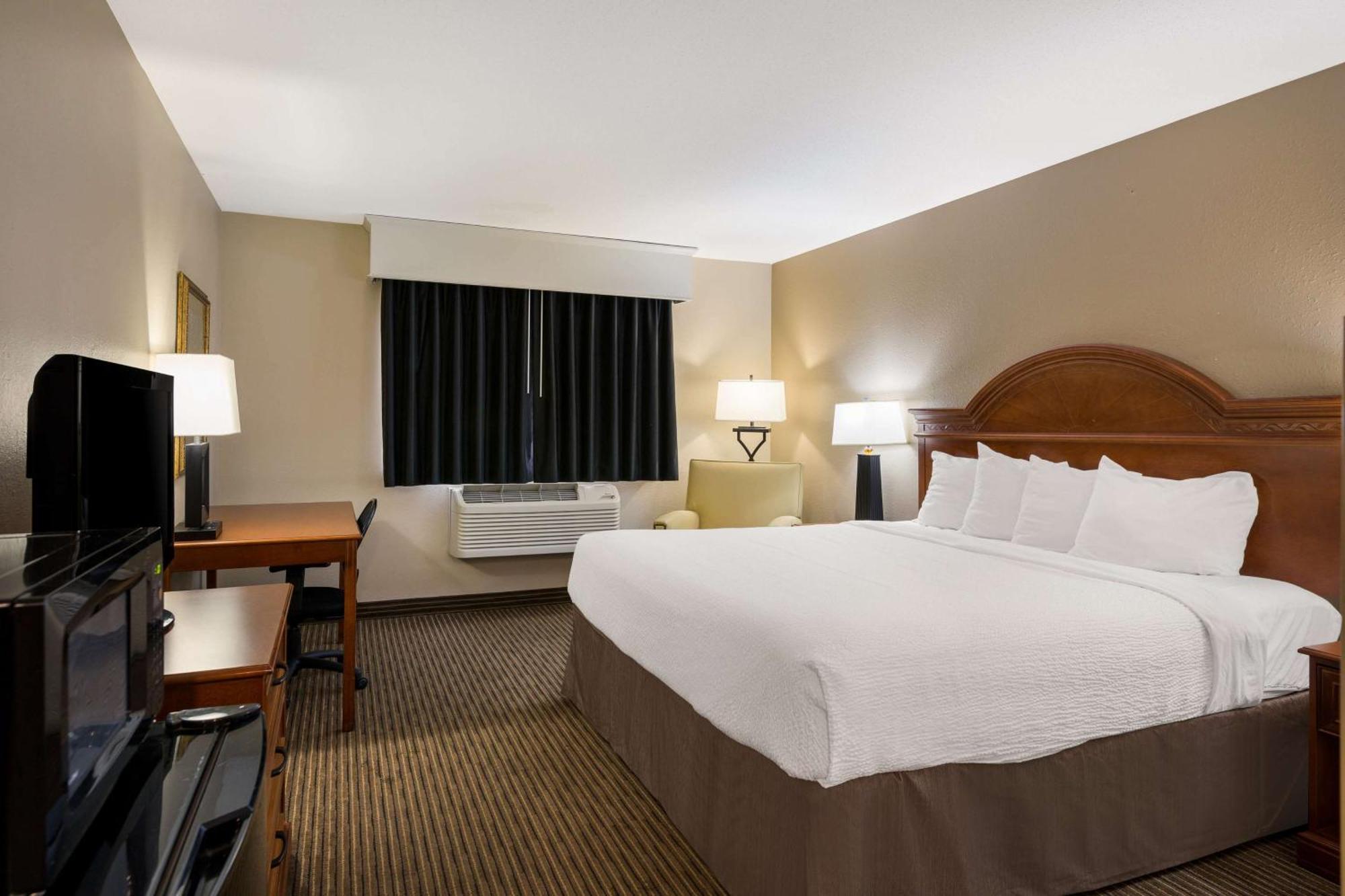 Revel Hotel Minot - Surestay Collection By Best Western 외부 사진